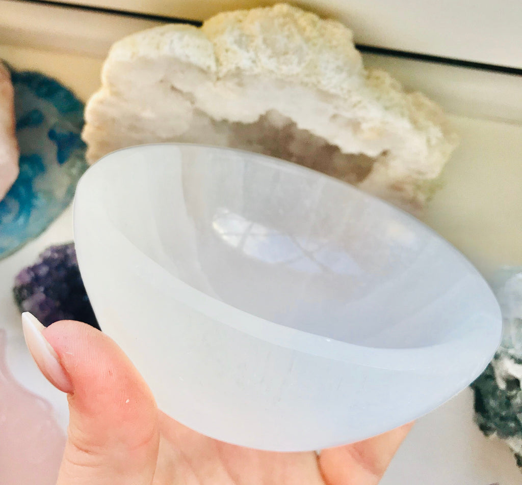 Selenite Cleansing & Charging Crystal Bowl / Helps You To Deal With Abuse / Good For A Balanced Sex Drive / Good For Acne, Psoriasis, Eczema - Premium  from My Store - Just £24.95! Shop now at Lumi Gemstones