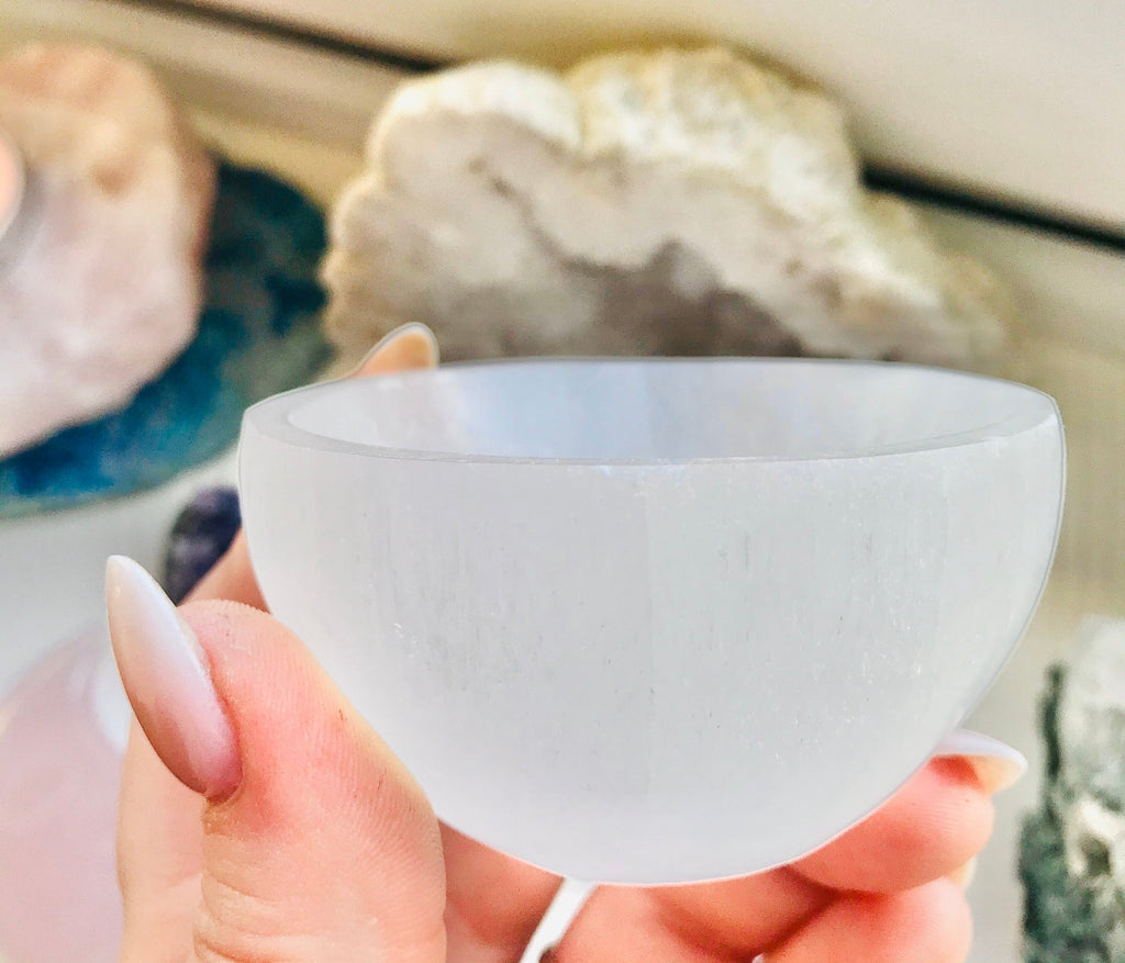 Selenite Cleansing & Charging Crystal Bowl / Helps You To Deal With Abuse / Good For A Balanced Sex Drive / Good For Acne, Psoriasis, Eczema - Premium  from My Store - Just £24.95! Shop now at Lumi Gemstones