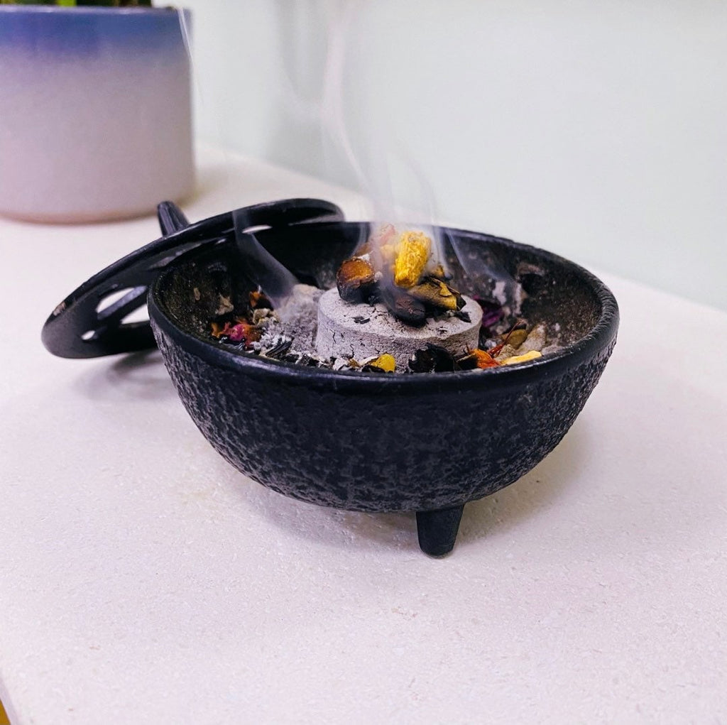 Black Cast Iron Incense Resin Bowl With Lid / Incense Cones, Loose Incense / Spellcraft / Witchcraft - Premium  from My Store - Just £12.95! Shop now at Lumi Gemstones