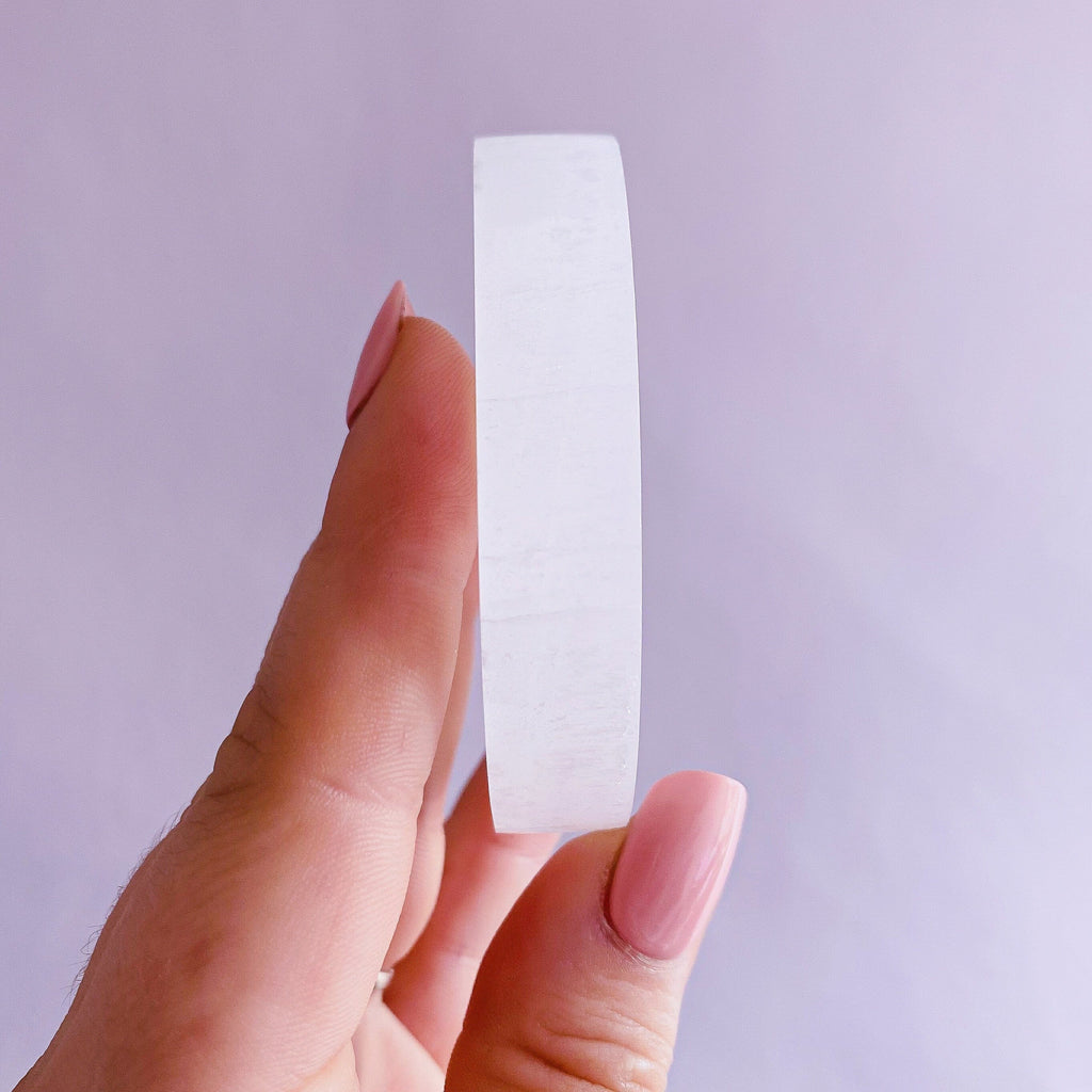 Lumi Gemstones Selenite Cleansing & Charging Crystal Plate / Helps You To Deal With Abuse / Good For Sex Drive / Good For Acne, Psoriasis - Premium  from My Store - Just £23.95! Shop now at Lumi Gemstones