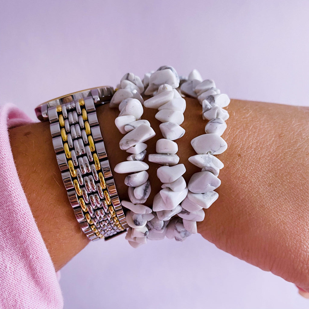 White Howlite Crystal Chip Bracelets / Helps Insomnia / Alleviates Stress, Anxiety, Pain & Rage / Helps Osteoporosis / Encourages Expression - Premium  from My Store - Just £4.95! Shop now at Lumi Gemstones