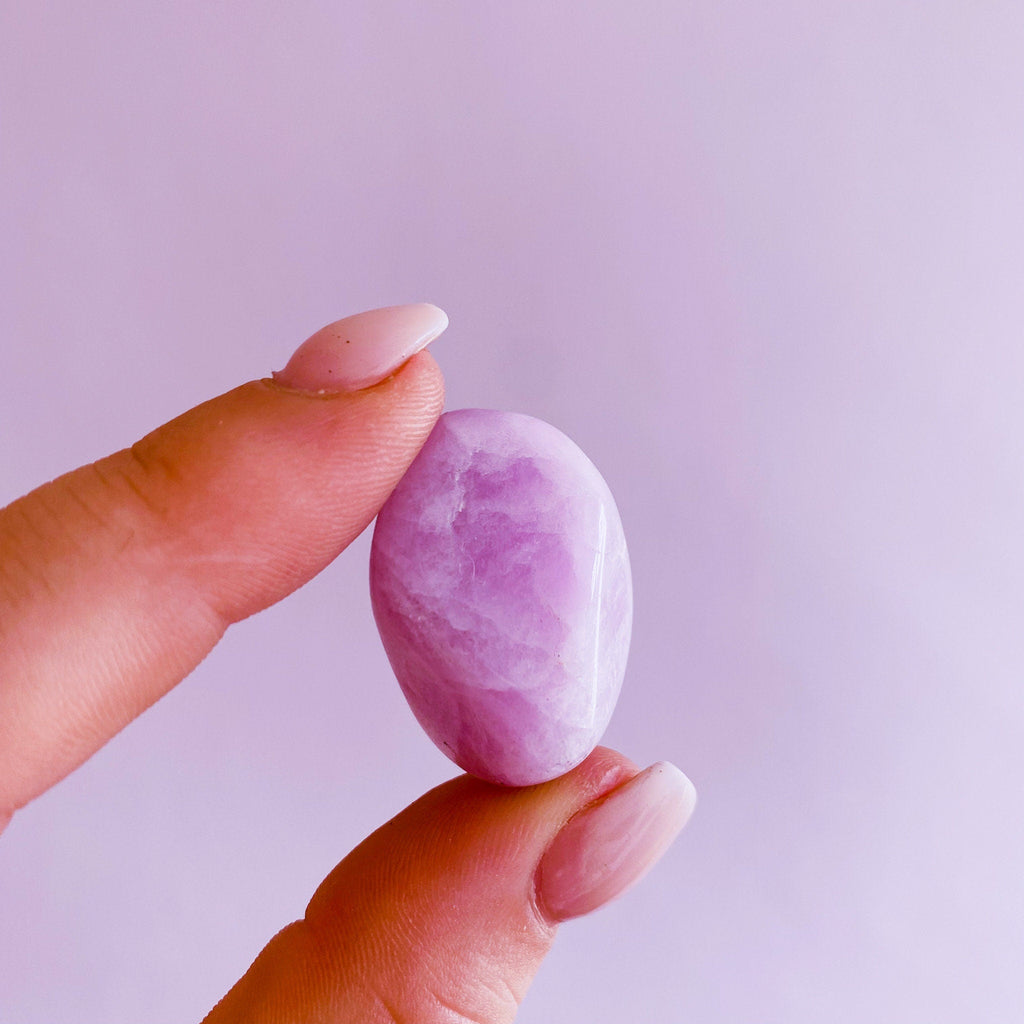 Kunzite Medium Crystal Tumblestones / Connects You To The Universe / Reduces Stress, Depression & Panic Attacks / Encourages Self Expression - Premium  from My Store - Just £12.95! Shop now at Lumi Gemstones