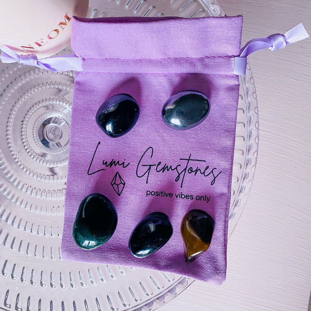 Root Base Chakra Crystal Gift Set / Ground Yourself, Heal Emotional Wounds / Balance & Align Root Chakra / Chakra Healing, Crystal Healing - Premium  from My Store - Just £18! Shop now at Lumi Gemstones