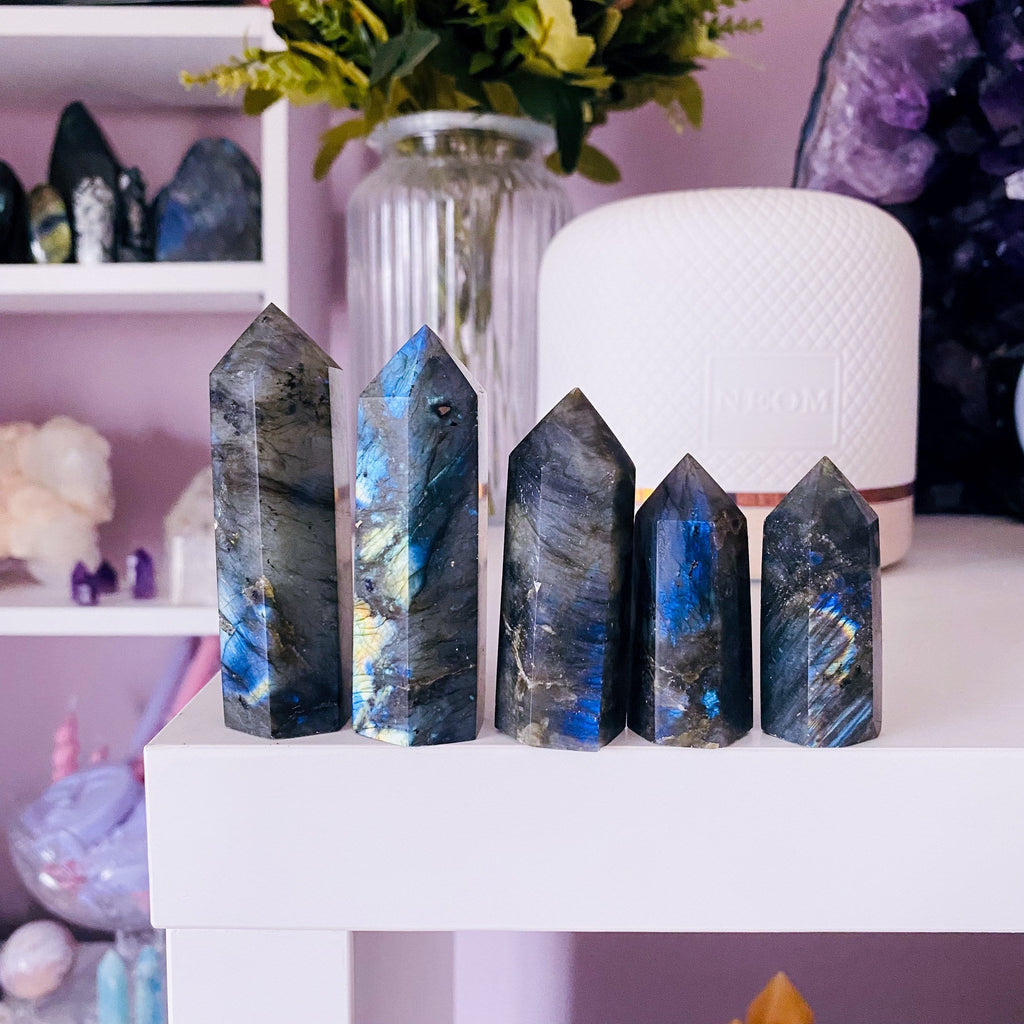 Flashy Labradorite Crystal Tower Points / Helps Transformation & Change, Inspires You To Achieve Your Dreams / Uplifts Your Mood
